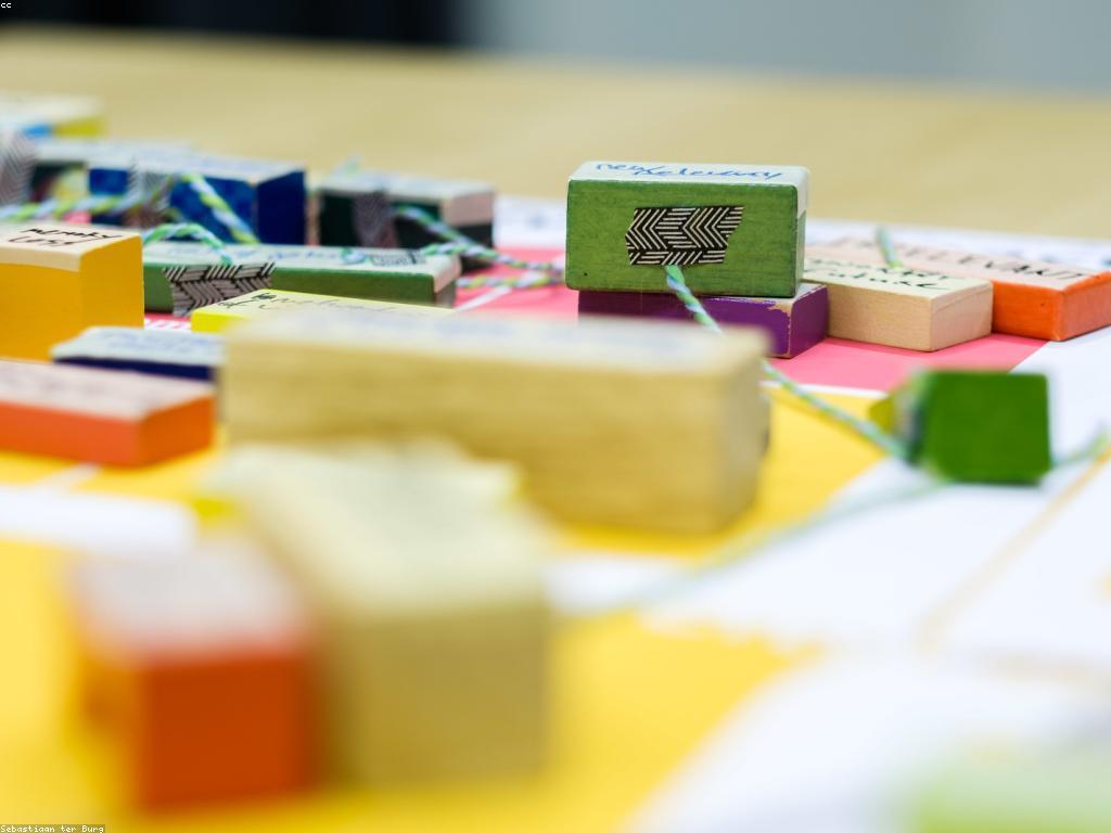 យុទ្ធសាស្ត្រ និងមេរៀន: នាវាលពីការអភិវឌ្ឍន៍